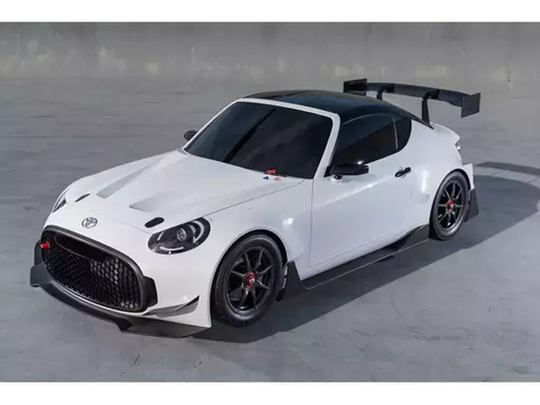 開発凍結の噂も流れたコンパクトFRスポーツ「TOYOTA S-FR」が1月、オートサロンで過激に再登場