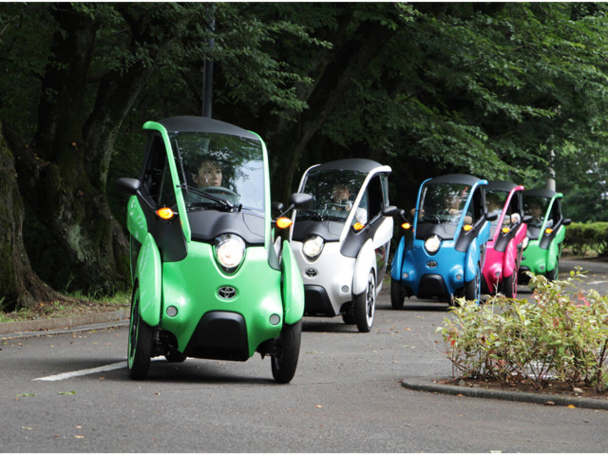トヨタ、小型モビリティ「i-ROAD」の実用化を目指し、個人向け、事業者 