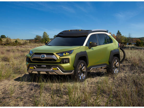 トヨタ アクティブなアウトドアスポーツのツール Suv Ft Ac 出展 17年12月4日 エキサイトニュース