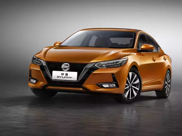 日産、新型セダン「シルフィ」を世界初公開、上海モーターショー2019で