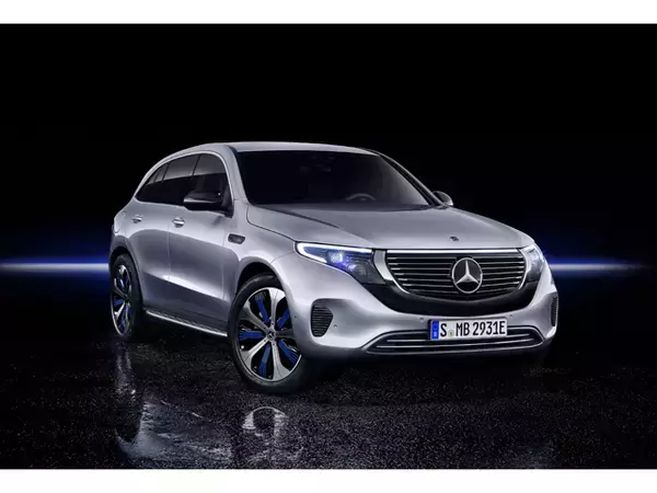 メルセデス・ベンツ、日本でブランド初の電気自動車「EQC」を発売