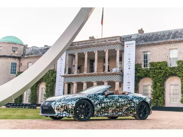 レクサス、フラッグシップ「LC」のコンバーチブル市販化を英国で発表