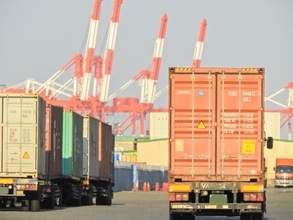 貿易額縮小、対韓国は2桁の大幅減、中国向け半導体装置3割減、回復の兆し見えず