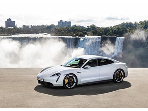 ポルシェ、最高峰電動4座スポーツ「タイカン」を世界3カ所でワールドプレミア