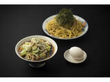 「あのメルセデスが「立ち食いそば屋」を開店、東京六本木「Mercedes me Tokyo」に」の画像1
