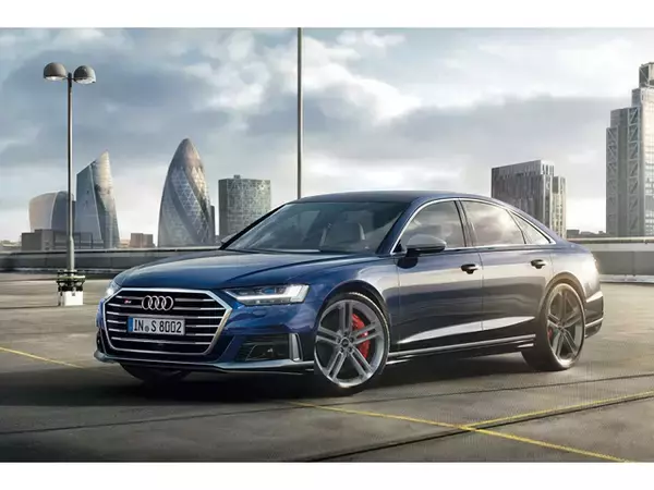 アウディ・ジャパン、Audi A8シリーズのハイパフォーマンスモデル Audi S8を発売