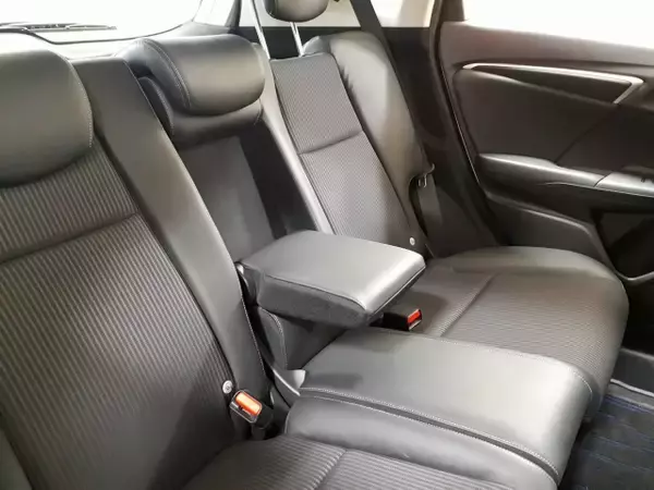 世界の自動車部品市場。21年から回復傾向。コロナ以前の水準回復は24年頃