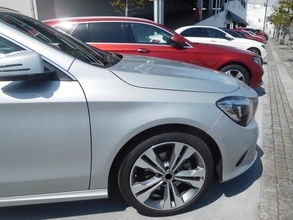 新車販売、4月は反動増で2桁の伸び。三菱250％増など各社、乗用車好調。貨物車は足踏み。バスは低調続く