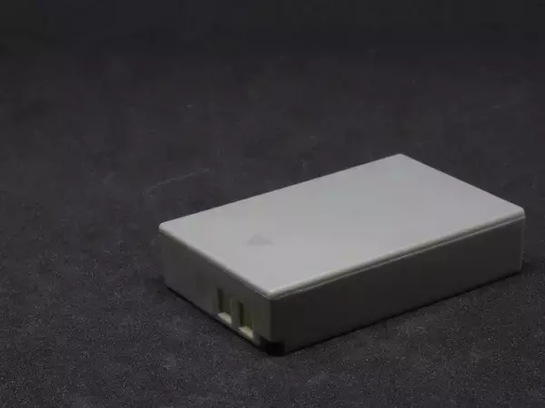 リチウムイオン電池。コロナ禍でもxEV成長に牽引され成長を維持。2桁成長