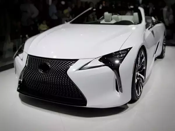 軽量化素材、車載CFRPは欧州が先導。米国はアルミニウム。日本、プリウス、レクサスでCFRP適用