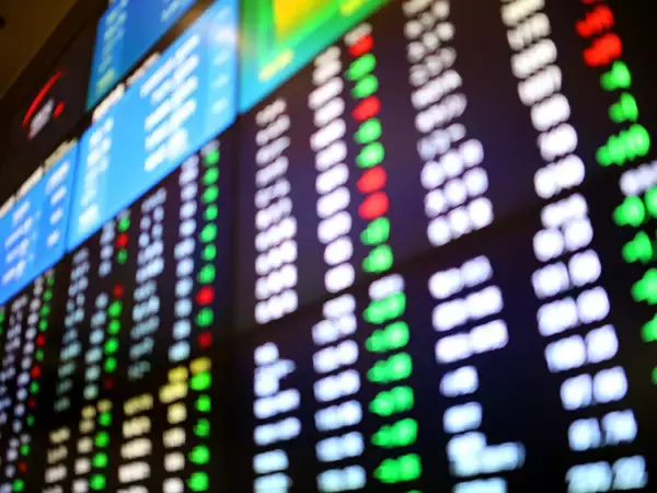 日経平均前場3857円安。米雇用ショックと中東緊迫で歴史的暴落