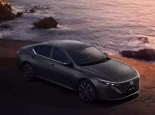 NISSAN、東風日産が広州モーターショーでHUAWEI「HarmonySpace5.0」搭載の新型ティアナ公開