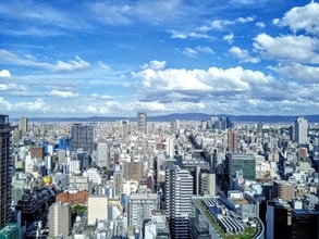 設備投資4四半期連続増。機械受注は2005年以降で最大の伸び