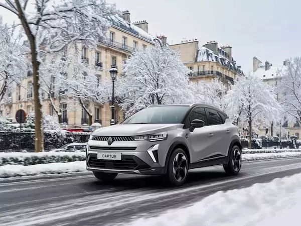 Renault Japon、新型チャプターにエクステンデッドグリップとオールシーズンタイヤを装備した限定モデル発売