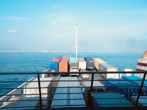 “静かな値上げ”が始まる　海運コスト上昇が広げる影響