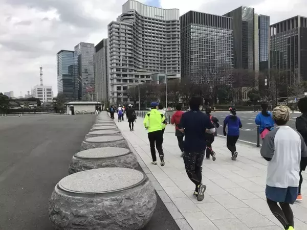 スポーツウェアは「保温」から「快適性」へ　高機能素材が映す衣料の新たな付加価値
