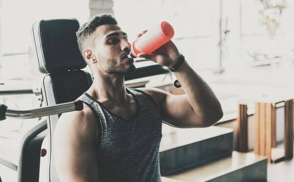 トレーニング時のドリンクには 筋肉のためになる飲み方があった 17年9月日 エキサイトニュース
