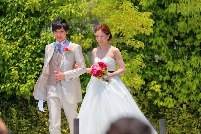 最近話題の 人前式 の魅力とは 当日の流れ 演出 費用を紹介します 21年11月25日 エキサイトニュース 7 12 最近話題の 人前式 の魅力とは 当日の流れ 演出 費用を紹介します 21年11月25日 エキサイトニュース 7 12