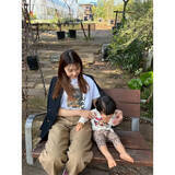 「両親は大物漫才師、33歳フリーアナが1歳息子とドライブ「良い休日でした」」の画像1