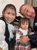 「西野未姫、にこりちゃん保育園入園を家族写真で報告「楽しそうな姿を見て一安心」」の画像1