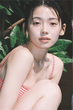 南琴奈、20歳の節目に写真集『水光 Mizu no Hikari』発売決定　タイで切り取った“今”の輝き