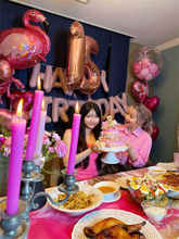 レイザーラモンHGの妻、娘の15歳誕生日を報告「もう1回子育てしたい」3人目への思いも