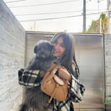 「工藤静香、愛犬と過ごす年末の素顔に反響「めっちゃキュンキュンする」」の画像1