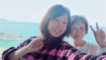 はるな愛「ありがと 愛してる」そっくり母との2ショットを公開「愛さん素敵 お母様も素敵」