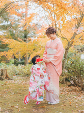 川田裕美、5歳息子&3歳娘の“七五三”写真を投稿「2人とも健やかに育ってね」