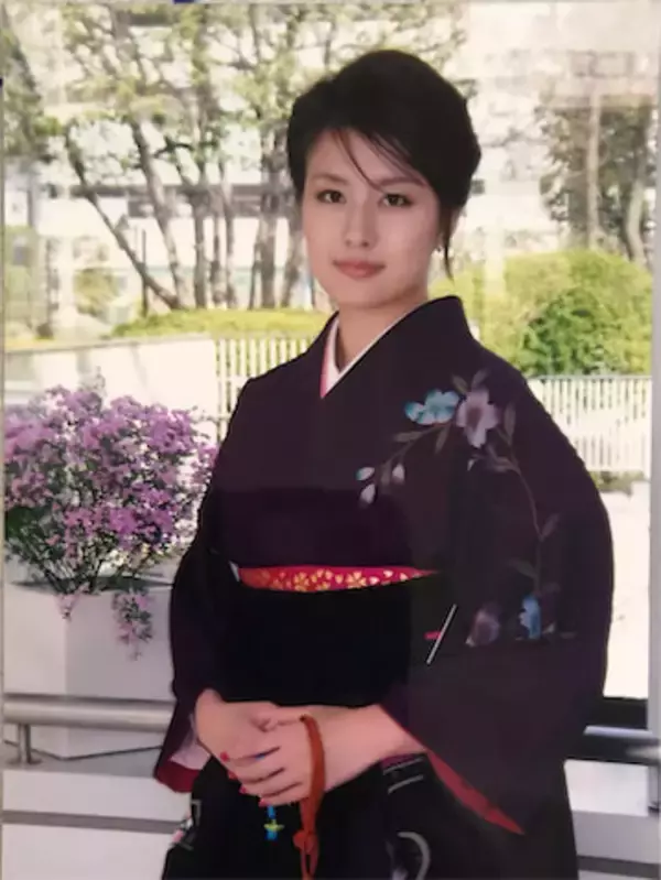 元フジアナ 大島由香里、“気合いが入った”大学卒業ショットに反響「宝塚の男役みたいです！」