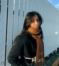 Koki, センス抜群のマフラーアレンジ、あったかルックを複数披露