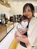 「久慈暁子、生後4カ月愛娘とカフェへおでかけ「可愛い通り越して美しすぎる」」の画像1