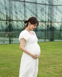 「28歳札幌テレビ放送アナ、第一子妊娠を報告「無事に産まれてきてくれることを願いながら」」の画像1
