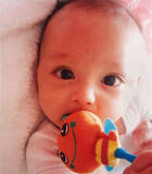 「幼少期写真が万バス！ iLiFE! 若葉のあ、赤ちゃんの頃の写真を公開「赤ちゃんの時からレベチすぎる」」の画像1