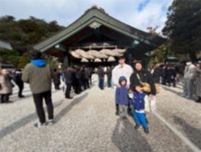 中村獅童、家族で出雲大社へ　キャンピングカーで2500キロ年末年始旅に反響