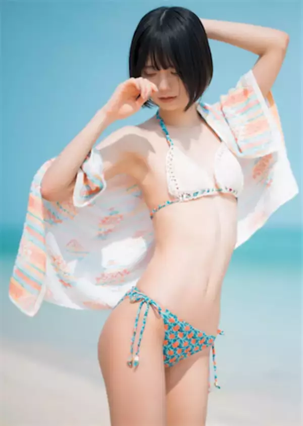 思わず2度見…かれしちゃん、ほっそりウエストの水着ショットが「控えめに言って最＆高」