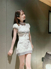 『めざまし』27歳キャスター、美脚スラリ　秋服ミニスカ姿に反響「眼福」「めっちゃ似合ってる」