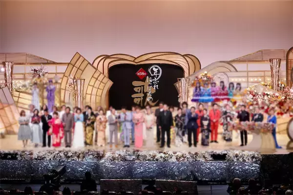 年末恒例『年忘れにっぽんの歌』11年ぶりに“生放送企画”を実施、紅白出場の水森かおりも登場