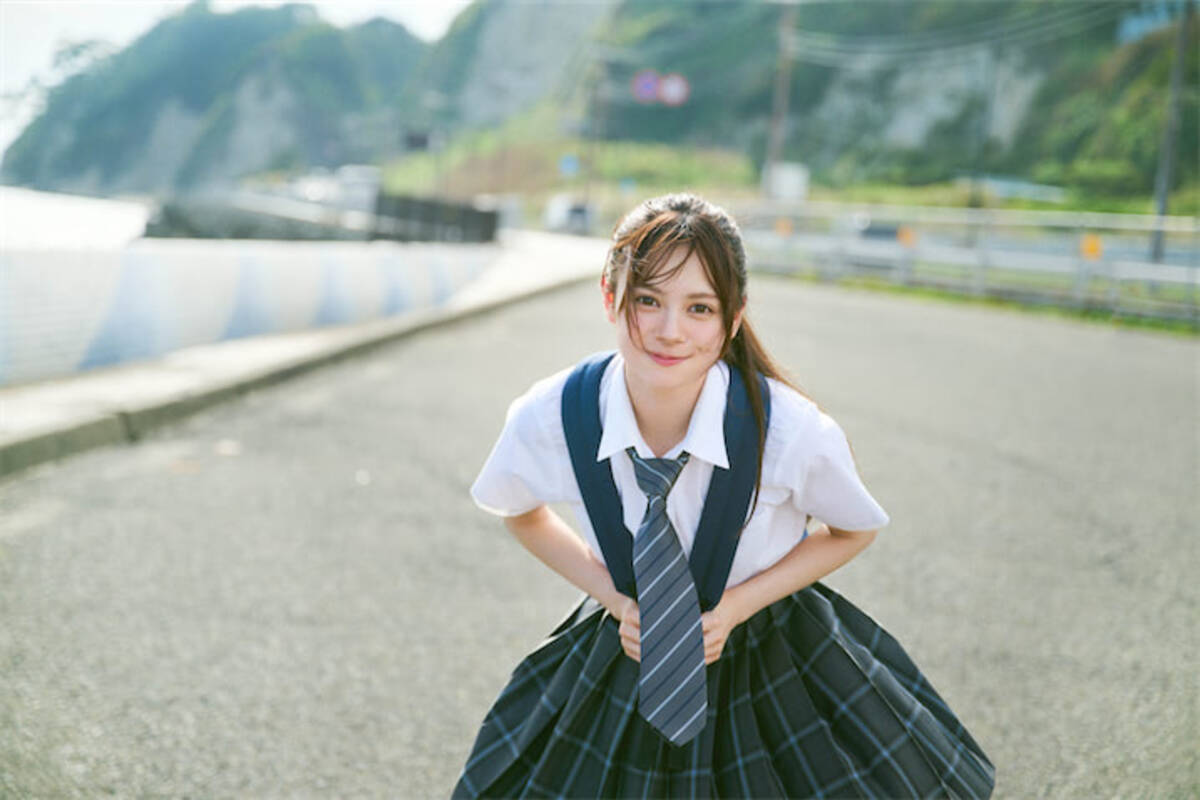 AKB48 19期研究生・伊藤百花の1stフォトブックが発売 グラビア編 