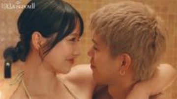 ワイン風呂で止まらないキス…伝説のレースクイーンがRISE王者を翻弄