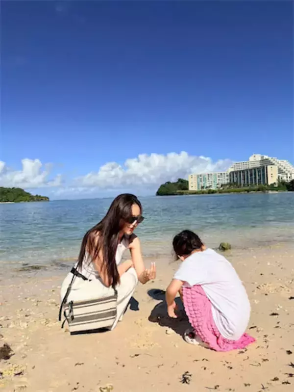 近藤千尋、青空映える爽やかリゾートショット公開「すごく綺麗で素敵です」