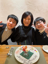 前田愛、料理上手な母の誕生日を祝福「週一だから、楽しんでできるのよ」優しすぎる言葉に胸熱