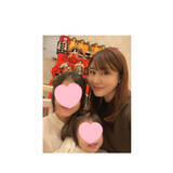 「安めぐみ、娘たちと豪華ひな人形ショット公開「『わー！！』と喜んでいました」」の画像1