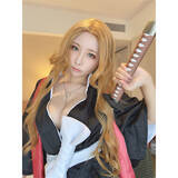 「美女レイヤーが『BLEACH』松本乱菊に「10キロ太ってEカップに成長したのがちょうどよかった（笑）」」の画像1