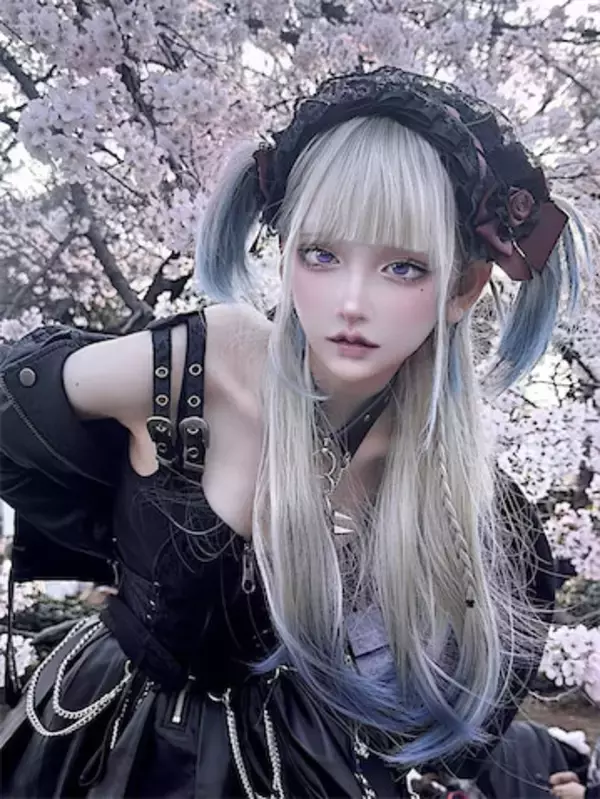 コスプレイヤー高嶺ヒナ、桜より美しい“ゴスロリギャル”姿を投稿「異次元の可愛さ」