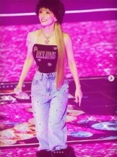 浜崎あゆみ、北京公演を終え「かけがえのない人生の機会に感謝」「新しい記録をおめでとう！！」