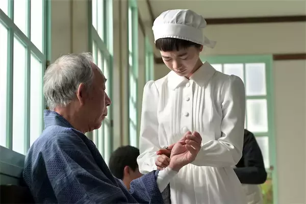『風、薫る』りん（見上愛）、担当患者の死が“トラウマ”に？手の震え止まらず「心配」「辛い展開」