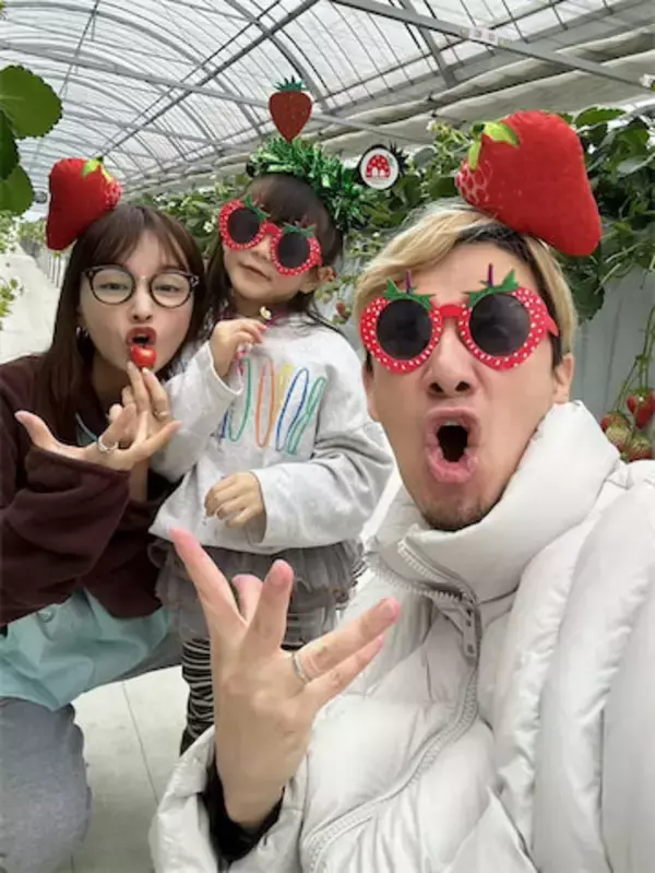 JOY、地元群馬でのいちご狩りで娘が本領発揮「一番多く食べてました！笑」