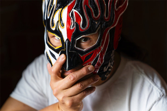 新日本プロレス　エル・デスペラードが語る“オタク”の原点、ハンセンに殴られ「殺さなきゃ」と思った幼少期
