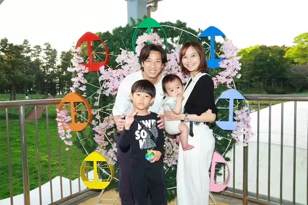 妻はテレ朝アナ、元プロサッカー・大津祐樹が家族4人ショットを公開「最高に幸せな時間」